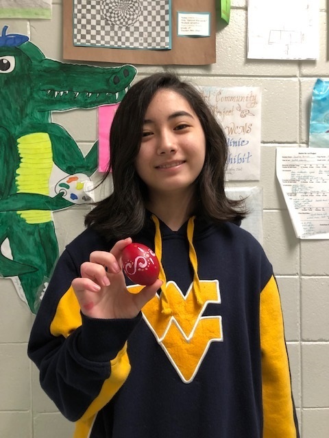 Andi. H. with original ornament
