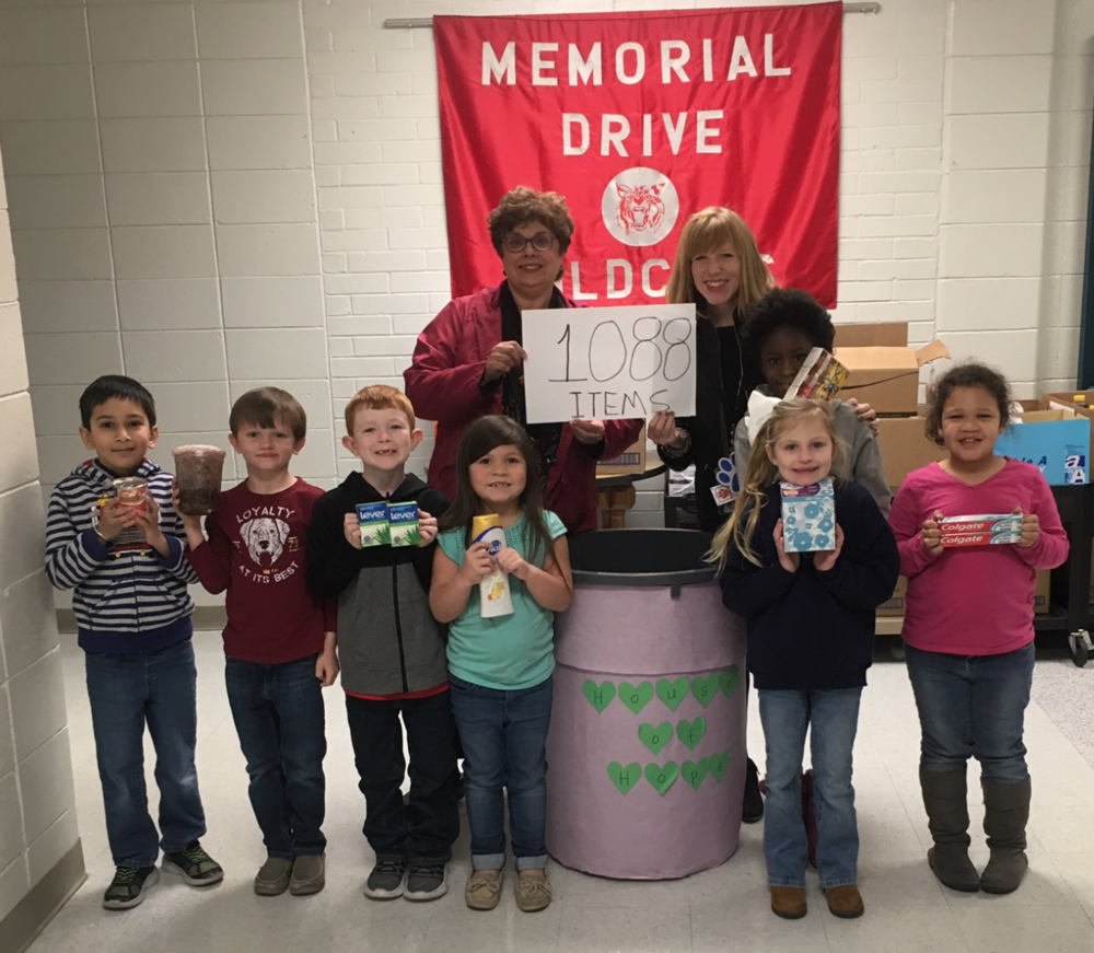Memorial Drive students donate to House of Hope